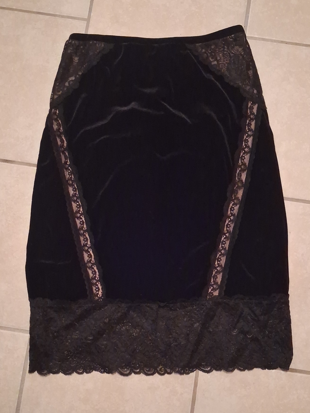 Div. Of Junction West Y2K Womens Sz S Black Velvet Lace-Trim Pencil Skirt